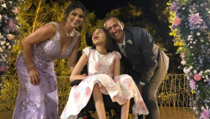 Ajude Rafaela a conquistar um carro adaptado
